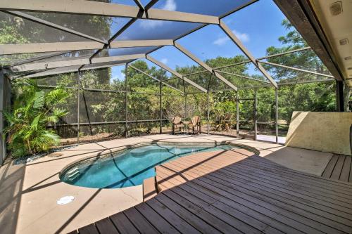 Kolam renang di atau dekat dengan Merritt Island Oasis 5 Mi to Satellite Beach!