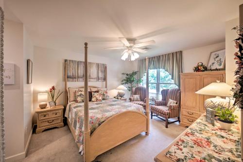 מיטה או מיטות בחדר ב-Harrisburg Cottage, 15 Mins to Hersheypark!