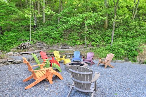 Cabin 18 Mi to Smoky Mountains National Park!