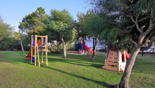 Ο χώρος παιχνιδιού για παιδιά στο Colonna Hotel Du Golf