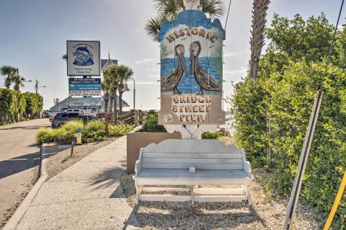 Zahrada ubytování Resort Condo with Beach Access on Anna Maria Island!