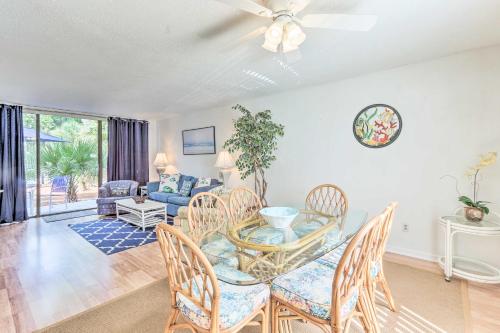 Patio & Walk to Beach: Hilton Head Island Townhome photo 12