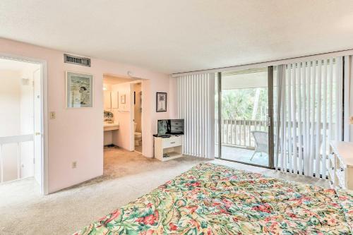 Patio & Walk to Beach: Hilton Head Island Townhome photo 19