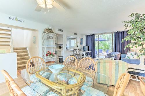 Patio & Walk to Beach: Hilton Head Island Townhome photo 13