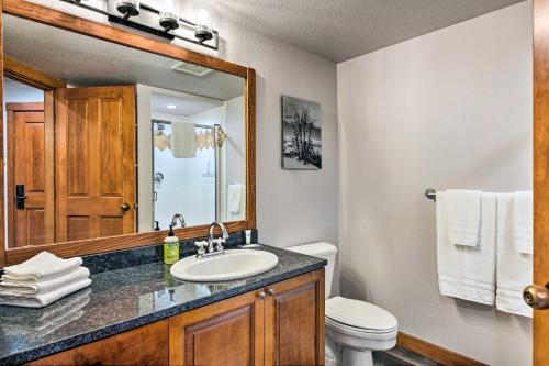 Phòng tắm tại Solitude Mountain Resort Condo at Lift Base!