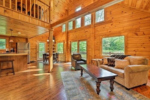 Private Chester Home with Deck, Mins to Skiing!