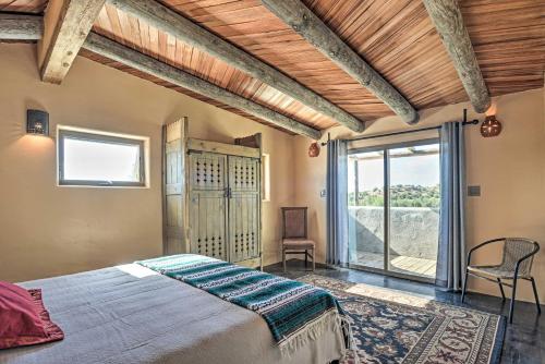 Foto dalla galleria di Secluded San Ysidro House with Desert Views! a San Ysidro