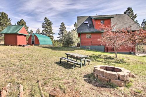 Gallery image of Secluded Mountaintop Home about 11 Miles to Helena in Clancy