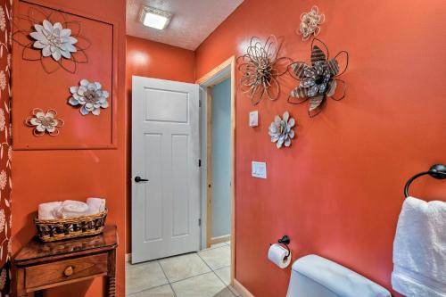 Gallery image of Dog-Friendly Home Near Crystal Mtn and Outdoor Rec! in Interlochen