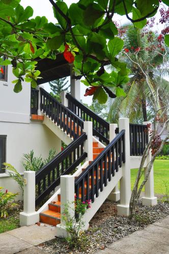 Zahrada ubytování Warwick Le Lagon Resort & Spa, Vanuatu