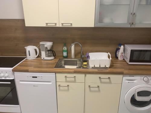 Foto Nice, cosy and central apartment with big balcony 4