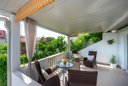 Vonkajšia záhrada v ubytovaní Guest House Kuna