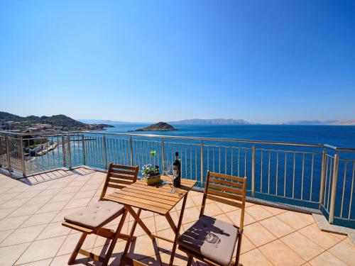 Apartment Val 2-1 by Interhome