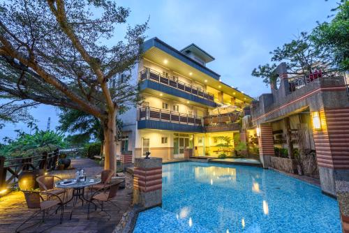 Kolam renang di atau dekat dengan Yunlin Gukeng Da-Hu Villa B&B