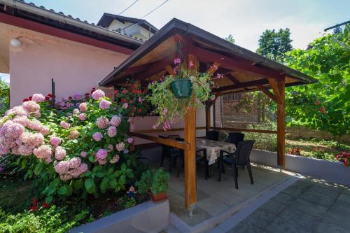 Afbeelding uit fotogalerij van Apartment Žalac in Slunj