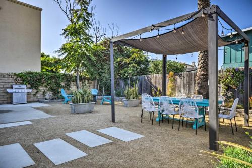 Remodeled Ventura Beach Home with Yard and Fire Pit!