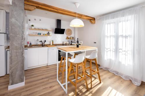 Living Albayzin. Parking & Wifi
