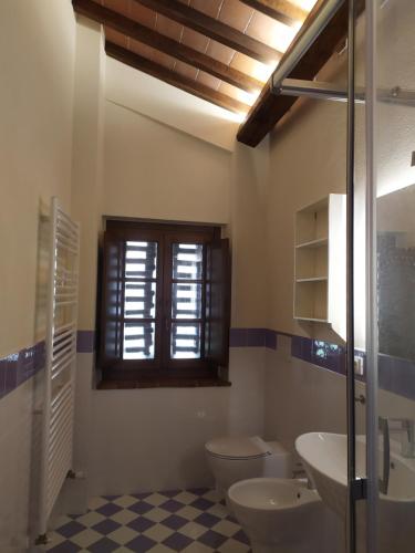 Ett badrum på Il Mulino di Celle