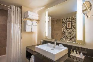 Ένα μπάνιο στο The Warwick Hotel Rittenhouse Square Philadelphia