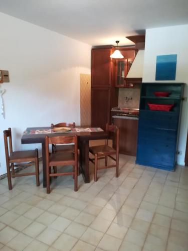 Una cocina o cocineta en Casa Ciliegia