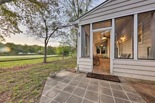 Gallery image of Country Club Charmer with Yard about 18 Mi to Nashville! in Franklin