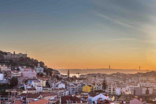 Olá Lisbon - Panoramic luxury Graça III