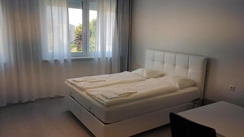 Posteľ alebo postele v izbe v ubytovaní 305 Berlin, Studio Apartment, 38m2 2-4 Pers