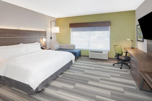 Gallery image of Holiday Inn Express & Suites - Hudson I-94, an IHG Hotel in Hudson