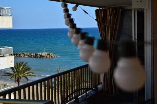 Fotografia z galérie ubytovania Seafront apt Amazing terrace 2 double & 2 single bed v destinácii Cunit