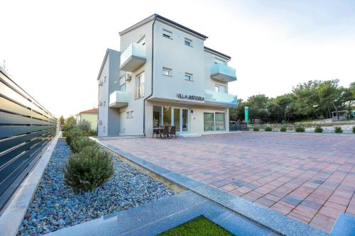 Villa Astoria