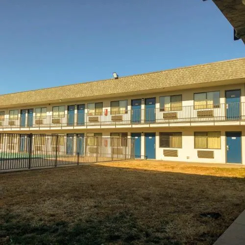 Studio 6 Wichita, KS - Airport in Wichita