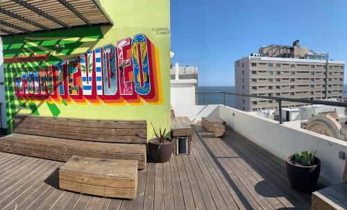 Μπαλκόνι ή βεράντα στο Circus Hostel & Hotel Montevideo