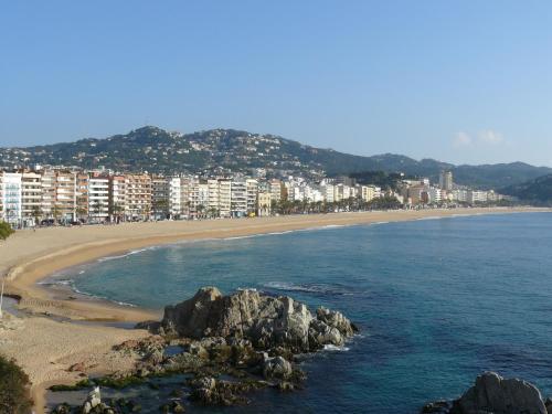 Afbeelding uit fotogalerij van Apartments Lloret Sun in Lloret de Mar