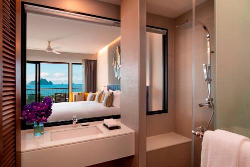 Gallery image of Avani Ao Nang Cliff Krabi Resort in Ao Nang Beach