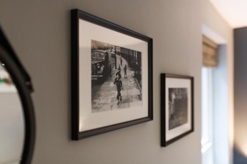 Centrally located apartment in Duke Street- free parking- two bathrooms photo 15