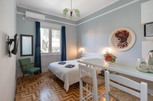 Troon of Athens Apartments