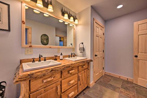 A bathroom at Rustic 3-Story Pittsburg Cabin with Lake and Mtn Views