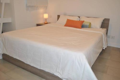 Katil atau katil-katil dalam bilik di Studio 208 Ebene Square Urban Living