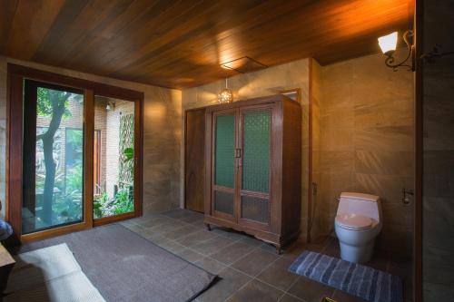 Koupelna v ubytování Cattani's Riverside Home