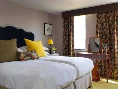 Cheval Knightsbridge photo 11