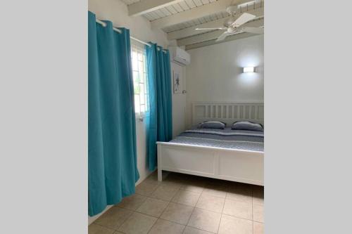 Ένα ή περισσότερα κρεβάτια σε δωμάτιο στο Beautiful House near Mangel Halto Beach