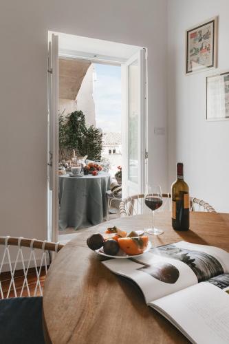 Bebidas en Angolo del poeta suite