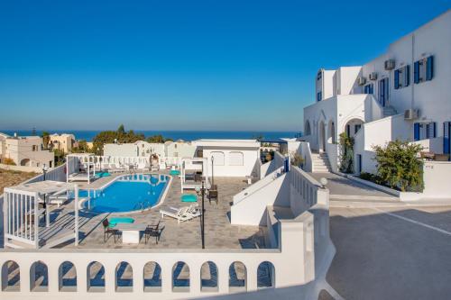 Gallery image of Villa Kavallaris & Apartments in Mesaria