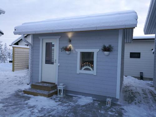 Cozy Cottage - Free WIFI and Parking v zimě