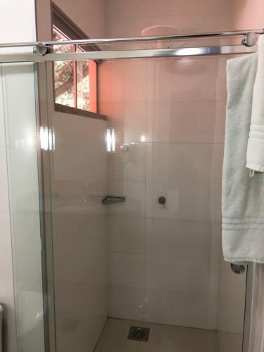 Ett badrum på Hotel Bem Bom