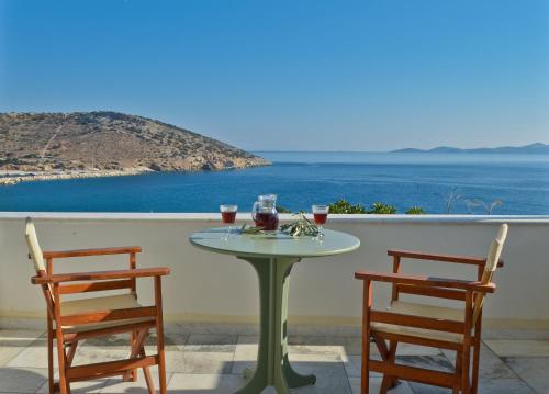 Fotografie z fotogalerie ubytování Kalados -Beachfront Studios- v destinaci Kalando