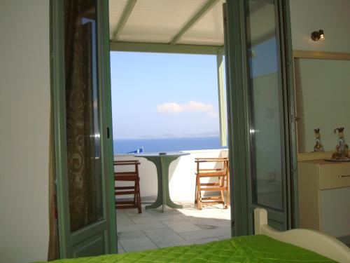 Fotografie z fotogalerie ubytování Kalados -Beachfront Studios- v destinaci Kalando