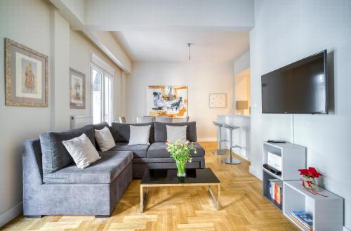 Lovely Sunlit Central Athens 2 Bedroom 2 Bathroom Condo