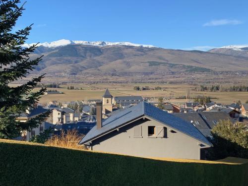 Vue générale sur la montagne ou vue sur la montagne depuis la maison de vacances