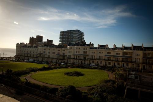 Brighton House photo 40